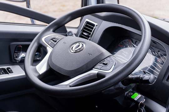 Dongfeng C120L